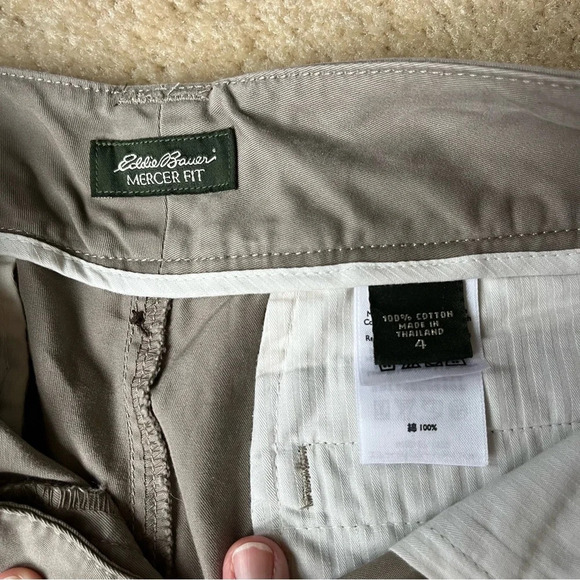 ✨EDDIE BAUER Women’s Mercer Fit Brown Shorts - Size 4 - VGUC - 100% Cotton - Picture 4 of 7